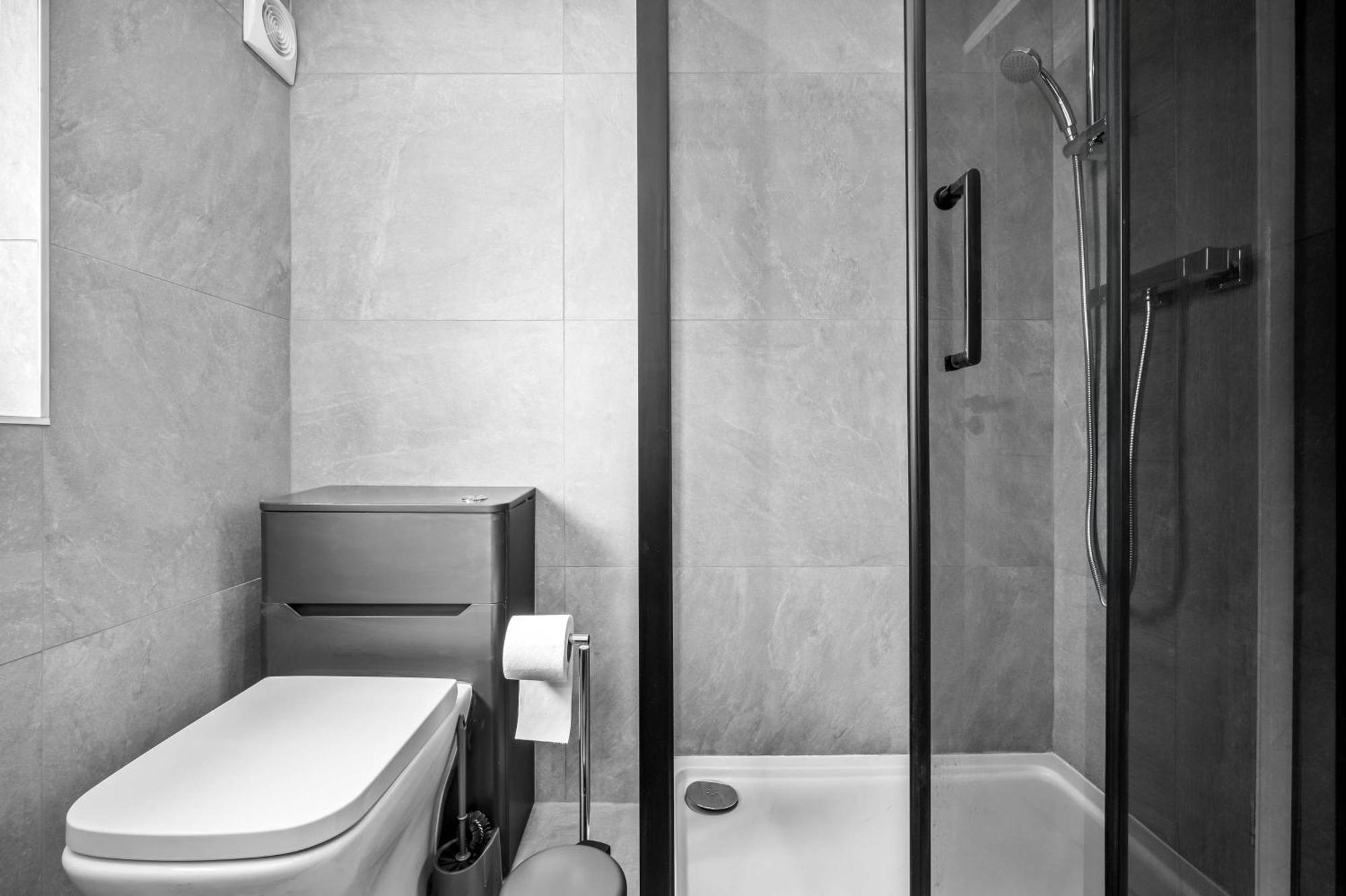 5 Bedroom House Solihull 10 Mins Drive From Bhx & Nec Private Off Road Parking Birmingham Kültér fotó